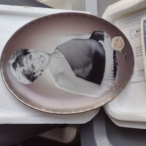 "Tenderly Diana" Commentative Plate